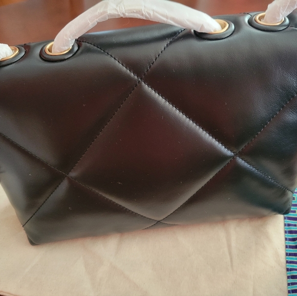 Tory Burch *NEW WITH TAGS* Black KIRA Quilted Leather Bag, Gold Accents, CURRENT - Picture 5 of 12